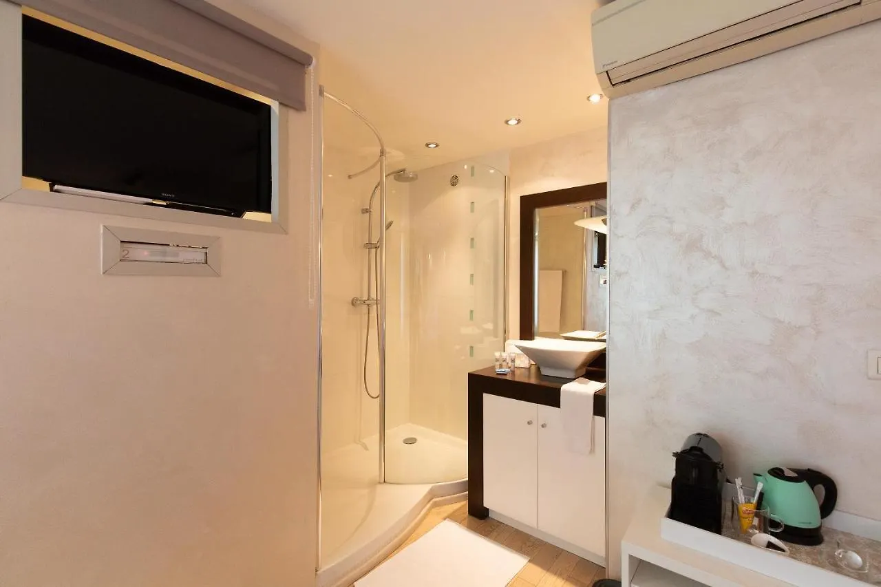 Aby Bed & Breakfast Cannes