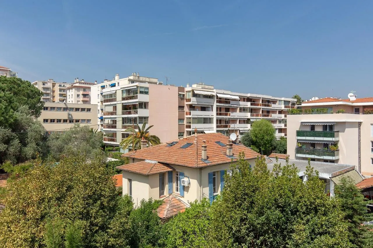 Aby Bed & Breakfast Cannes France